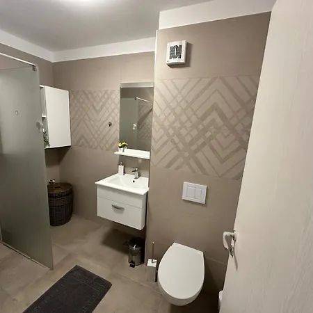 Myhouse 1 Apartment Ploiesti Exterior photo